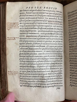 M. T. Ciceronis orationum voluminal tria. Post postremam Naugerianam, et Victorianam correctionem.