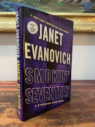 Item #5569 Smokin' Seventeen. Janet Evanovich